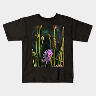 Sideyways..Pink Flower goes Stalking Kids T-Shirt